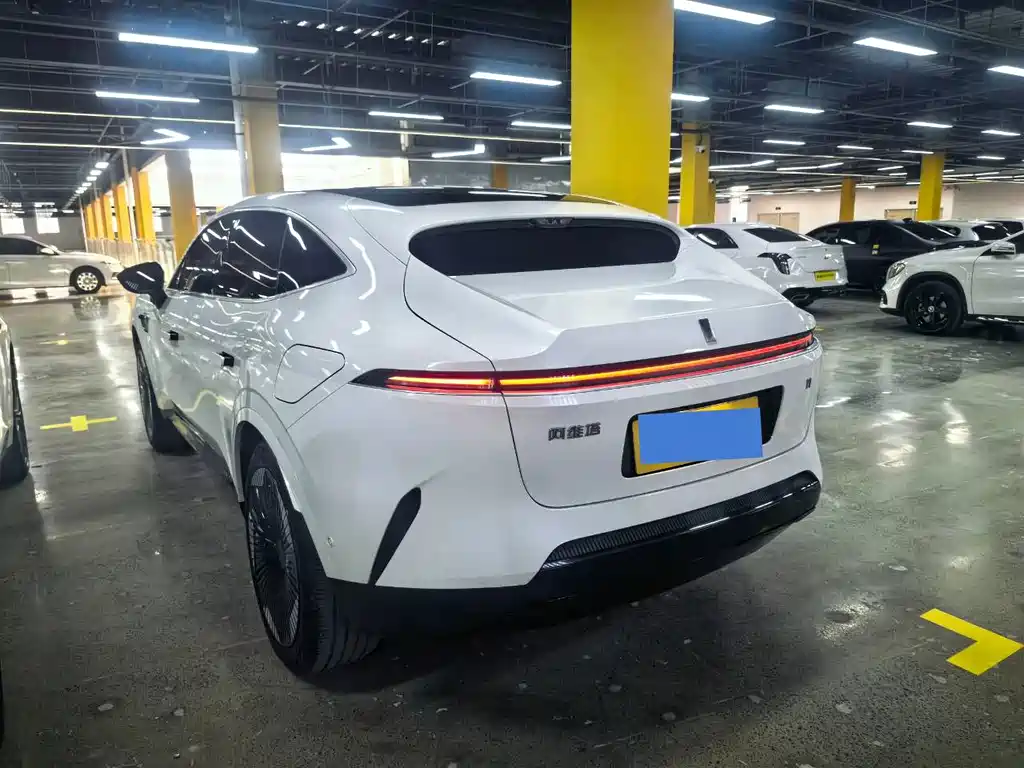 Avatr Avita 11 2023 Hongmeng 90kWh RWD 2024 - thumbnail 9