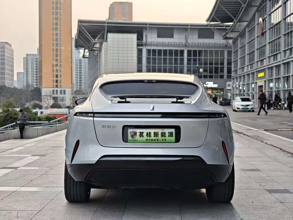 Avatr Avita 11 2022 Long Range Dual Motor Luxury Edition 4 Seats 2023 - thumbnail 5