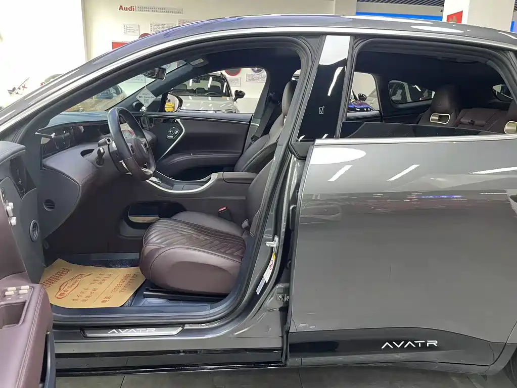 Avatr Avita 11 2023 Hongmeng 90kWh RWD 2024 - thumbnail 3