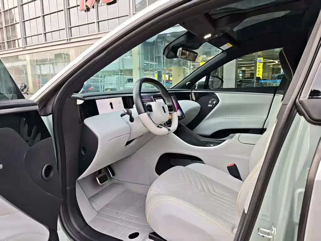 Avatr Avita 11 2022 Long Range Dual Motor Luxury Edition 4 Seats 2023 - thumbnail 12