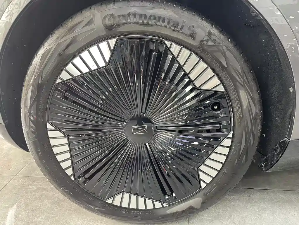 Avatr Avita 11 2023 Hongmeng 90kWh RWD 2024 - thumbnail 13