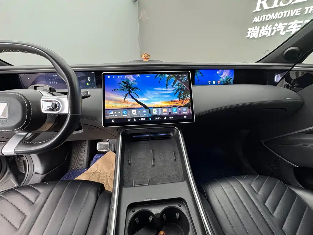 Avatr Avita 11 2023 Hongmeng 90kWh AWD 2023 - thumbnail 8