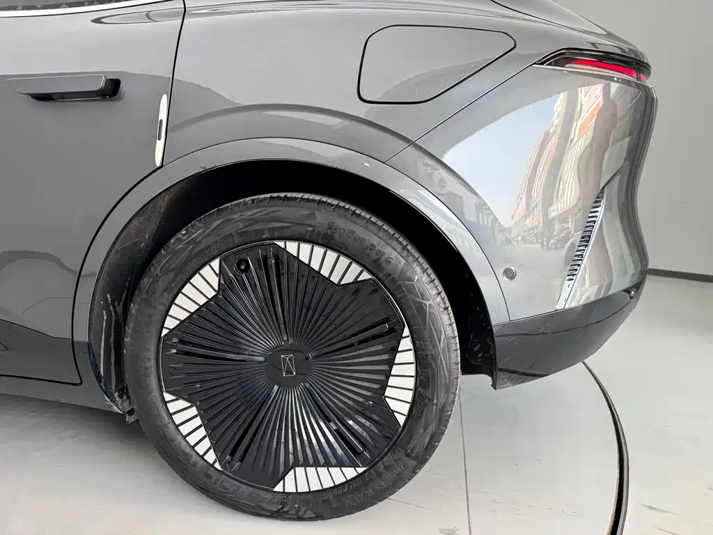 Avatr Avita 11 2023 Hongmeng 90kWh AWD 2023 - thumbnail 10