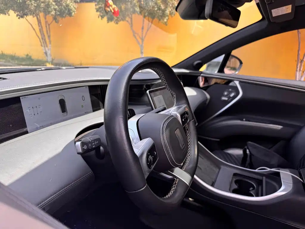 Avatr Avita 11 2023 Hongmeng 90kWh AWD 2023 - thumbnail 11