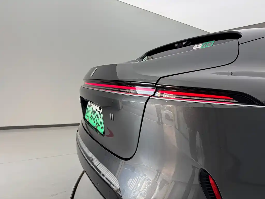 Avatr Avita 11 2023 Hongmeng 90kWh AWD 2023 - thumbnail 12
