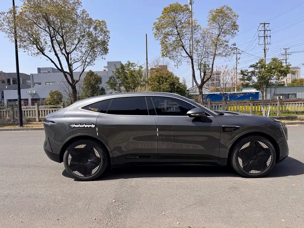 Avatr Avita 11 2023 Hongmeng 90kWh AWD 2023 - thumbnail 20