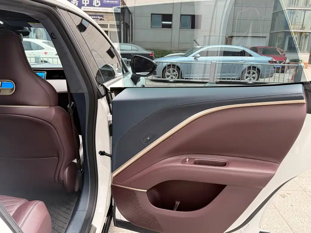 Avatr Avita 11 2023 Hongmeng 90kWh RWD 2023 - thumbnail 12