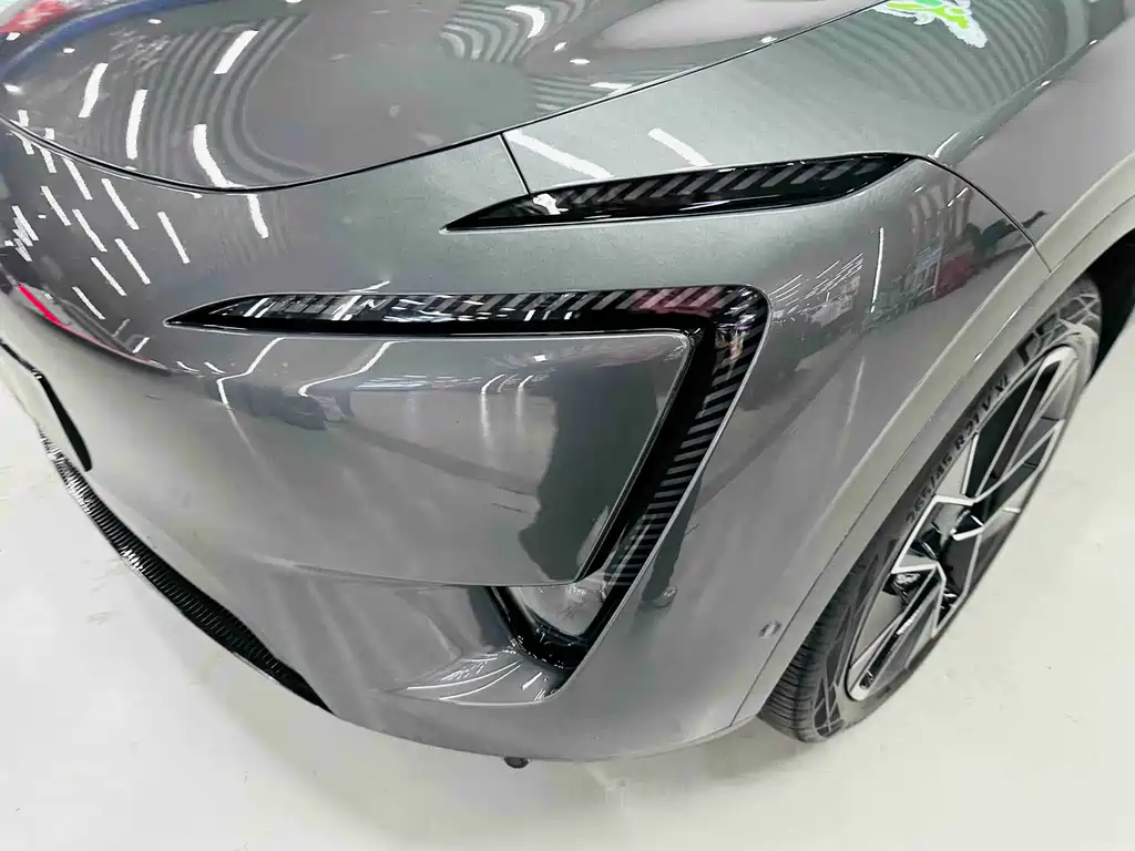 Avatr Avita 11 2023 Hongmeng 90kWh RWD 2023 - thumbnail 3