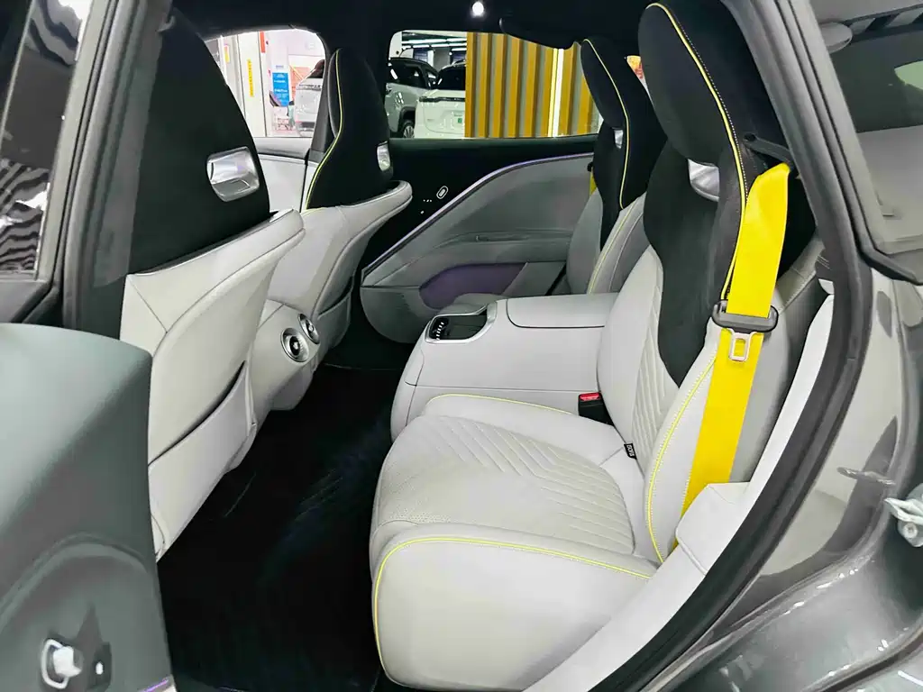 Avatr Avita 11 2023 Hongmeng 90kWh RWD 2023 - thumbnail 14