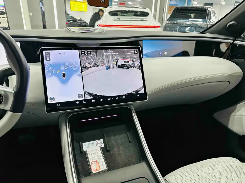 Avatr Avita 11 2023 Hongmeng 90kWh RWD 2023 - thumbnail 19