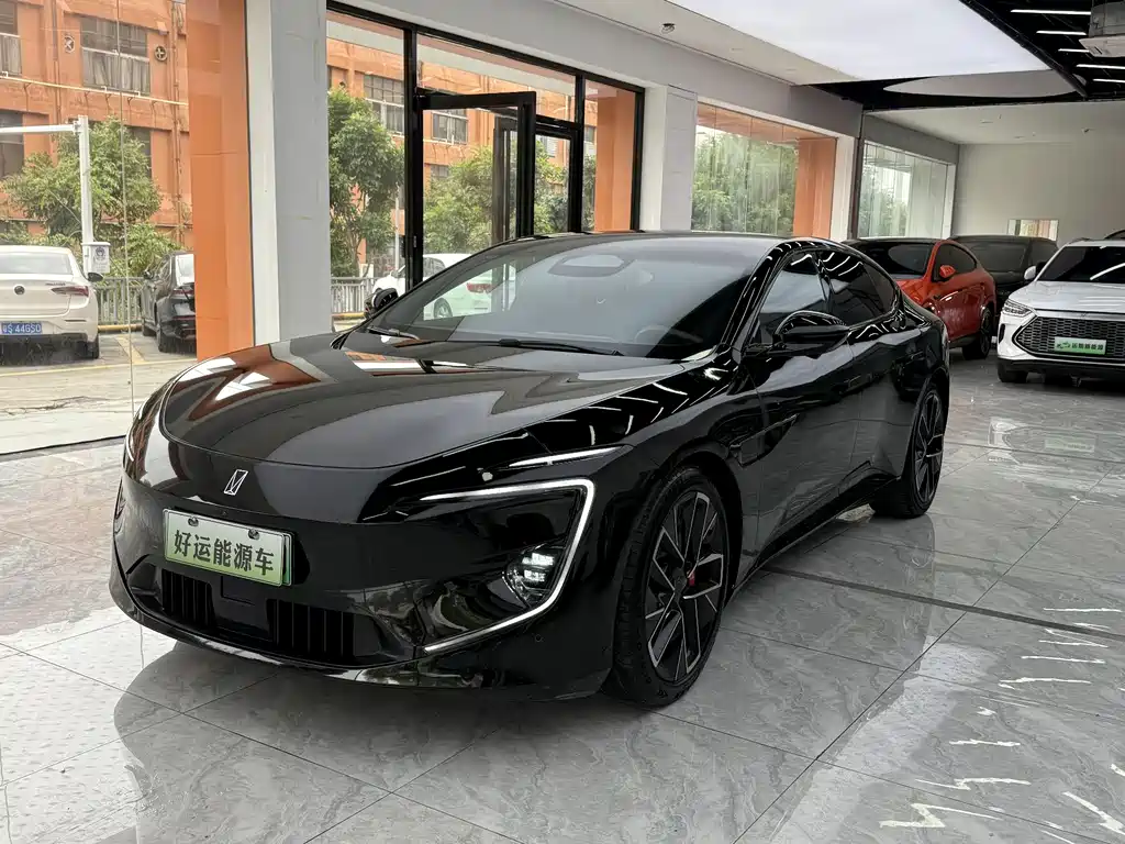 Avatr AVATR 12 2024 Refresh 700 Tri-Laser RWD Luxury Edition 2025 - thumbnail 2