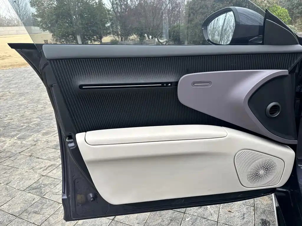 Avatr AVATR 12 2023 700 Tri-Laser RWD Luxury Edition 2024 - thumbnail 7