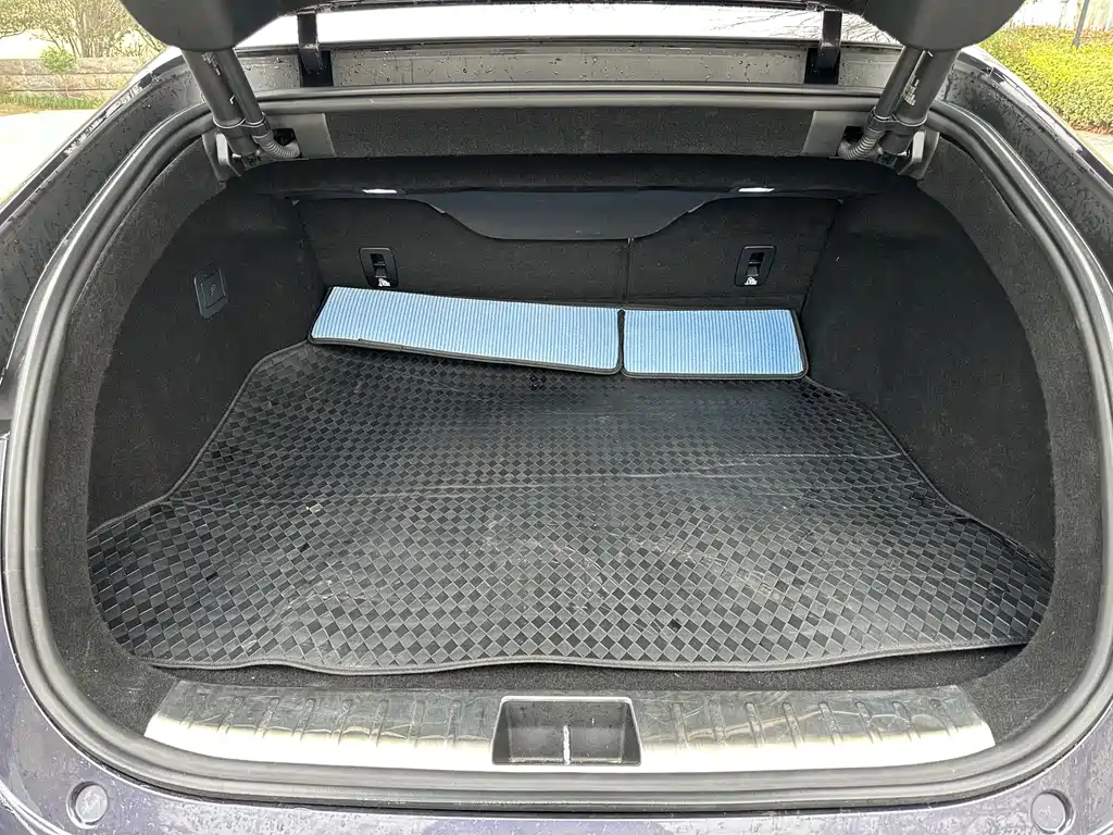 Avatr AVATR 12 2023 700 Tri-Laser RWD Luxury Edition 2024 - thumbnail 13