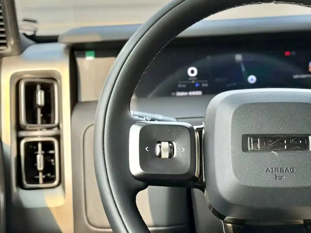 iCAR iCAR Super V23 2026 V23S 501 AWD Peak Performance Edition 2025 - thumbnail 8
