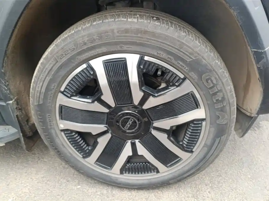 iCAR iCAR 03 2024 472km AWD Long Range 2024 - thumbnail 6