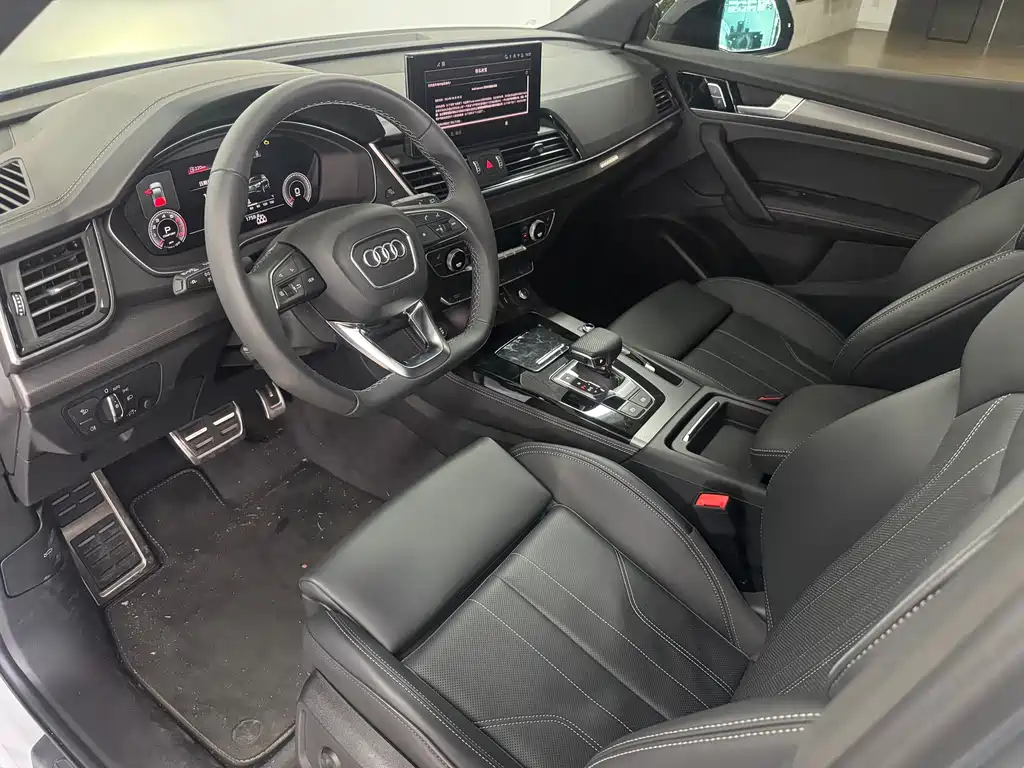 Audi Audi Q5L 2025 40 TFSI Luxury Dynamic Model 2024 - thumbnail 9