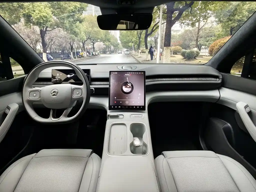 NIO NIO ES6 2025 75kWh 2025 - thumbnail 9