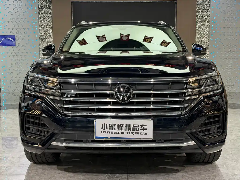 Volkswagen Volkswagen Touareg 2021 3.0TSI R-Line Sport Package 2021 - thumbnail 2