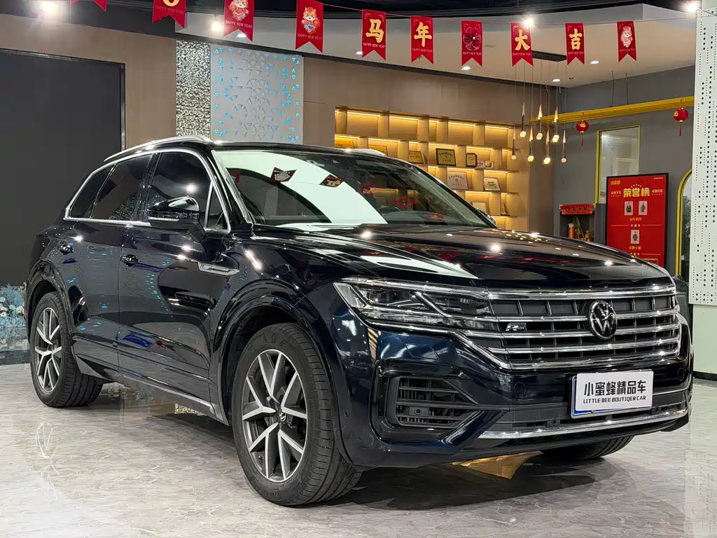 Volkswagen Volkswagen Touareg 2021 3.0TSI R-Line Sport Package 2021 - thumbnail 3