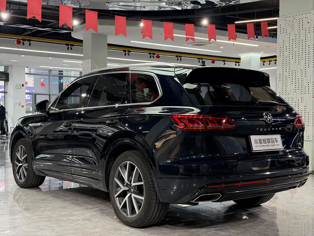 Volkswagen Volkswagen Touareg 2021 3.0TSI R-Line Sport Package 2021 - thumbnail 14