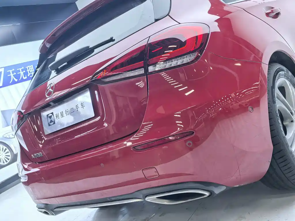 Mercedes-Benz Mercedes-Benz A-Class 2019 A 200 Sport Edition 2020 - thumbnail 9