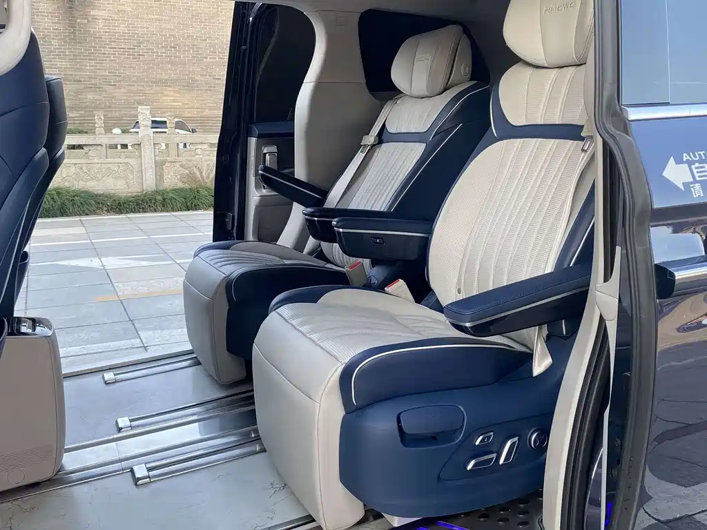 Roewe Roewe iMAX8 2021 400TGI Supreme Premium Edition 2020 - thumbnail 5