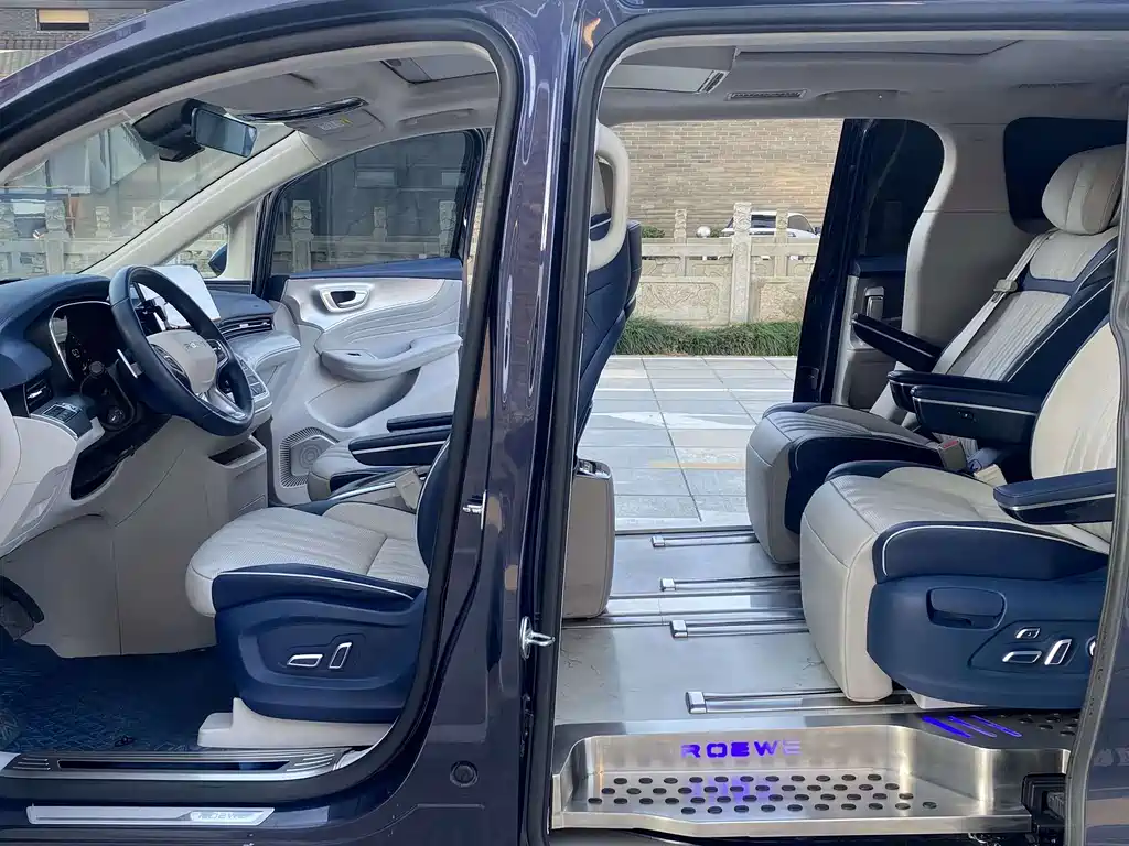 Roewe Roewe iMAX8 2021 400TGI Supreme Premium Edition 2020 - thumbnail 6