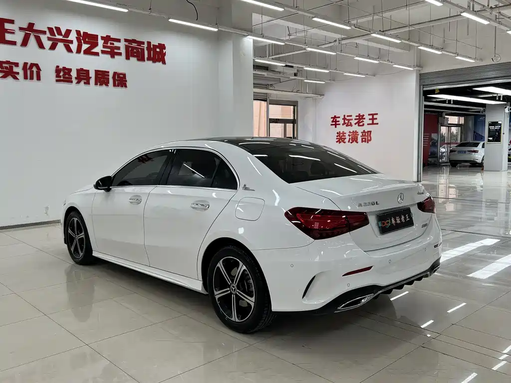 Mercedes-Benz Mercedes-Benz A-Class 2023 A 200 L Fashion Edition 2024 - thumbnail 6