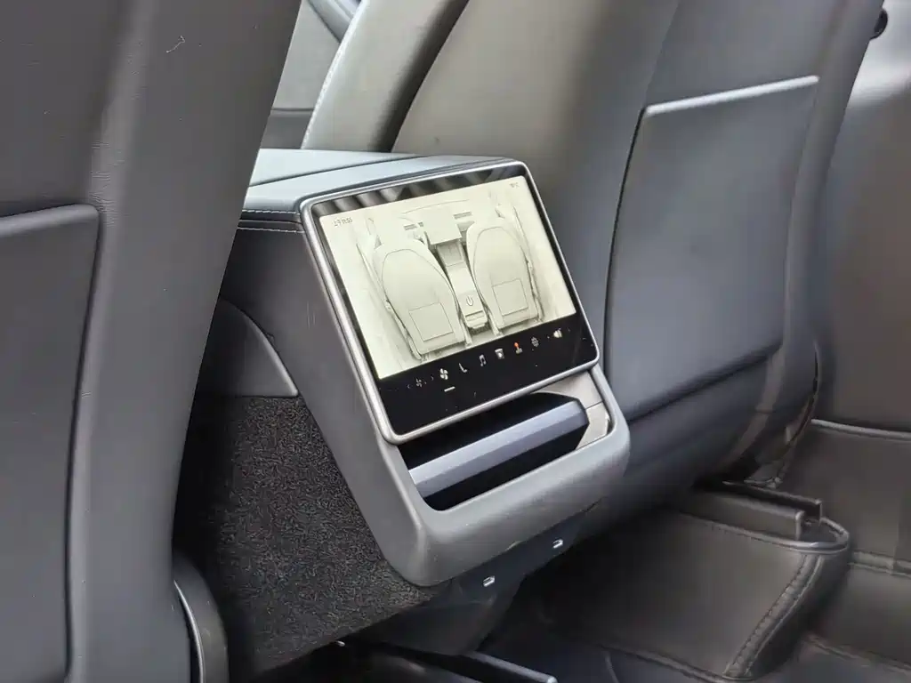 Tesla Model Y 2025 Rear-Wheel Drive 2025 - thumbnail 15