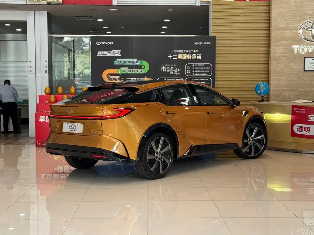 Toyota Toyota bZ5 2025 550 PRO Intelligent Edition 2025 - thumbnail 2