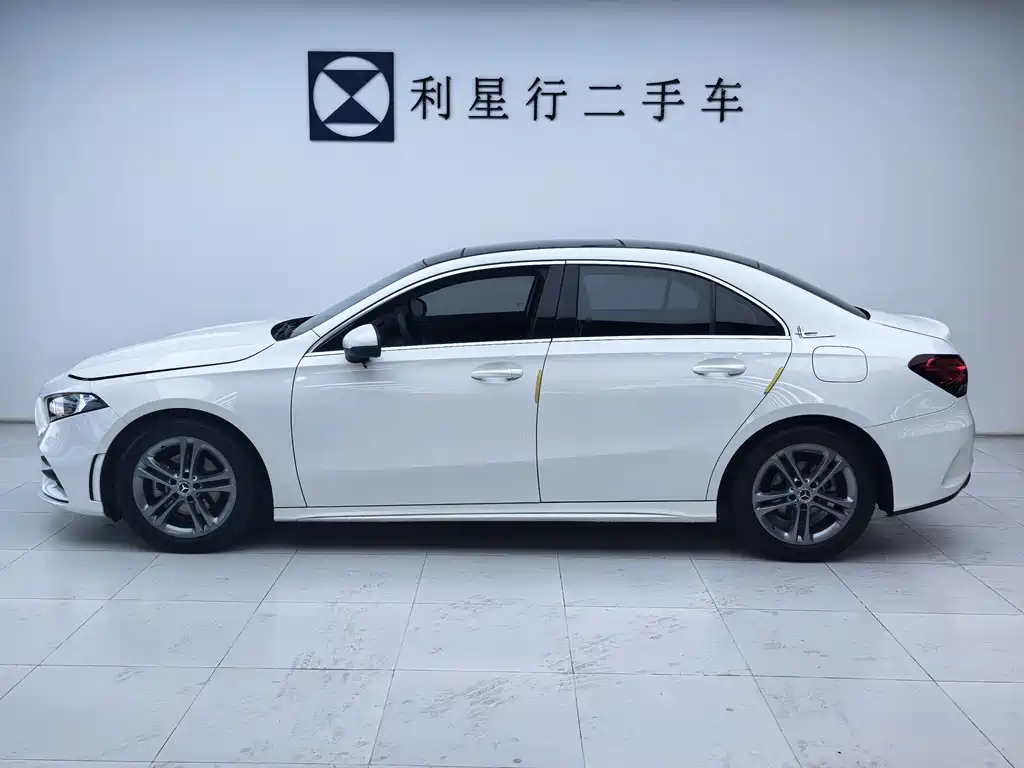 Mercedes-Benz Mercedes-Benz A-Class 2022 A 180 L Sport Sedan 2022 - thumbnail 3