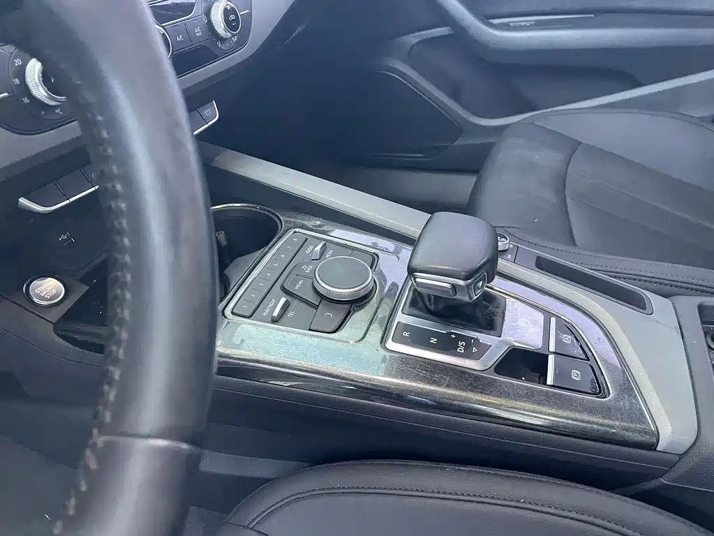 Audi Audi A4L 2018 30th Anniversary Edition 30 TFSI Progressive Model 2018 - thumbnail 8
