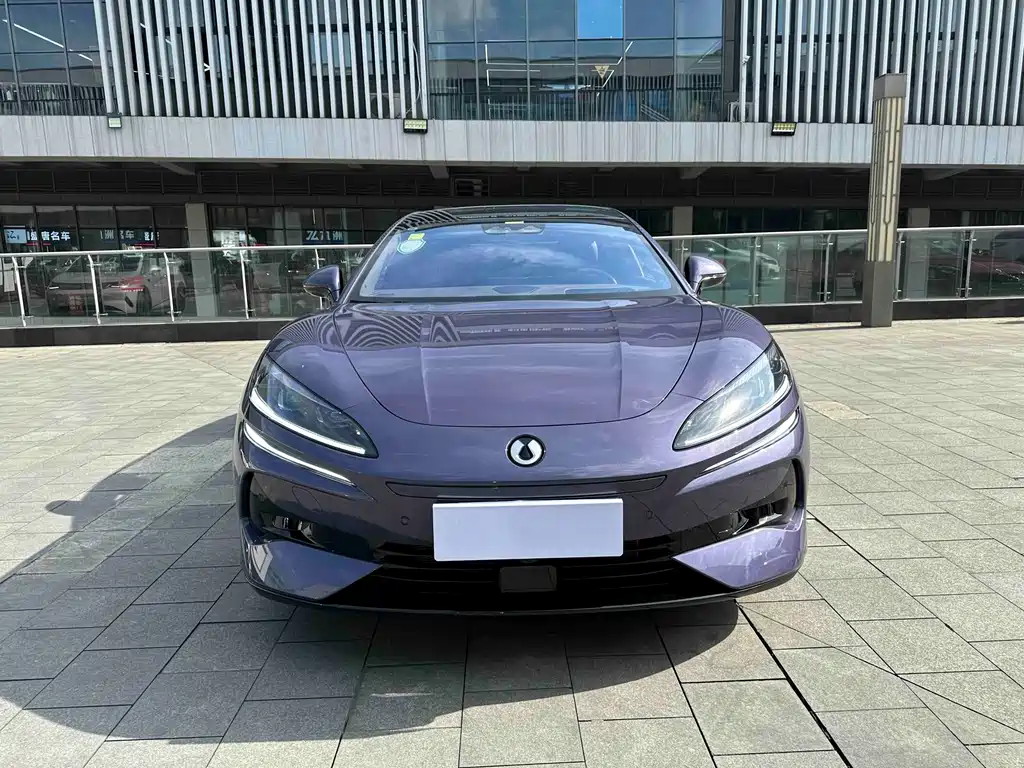 Denza Tang Z9 2024 Model 1100km AWD Max Version 2024 - thumbnail 2