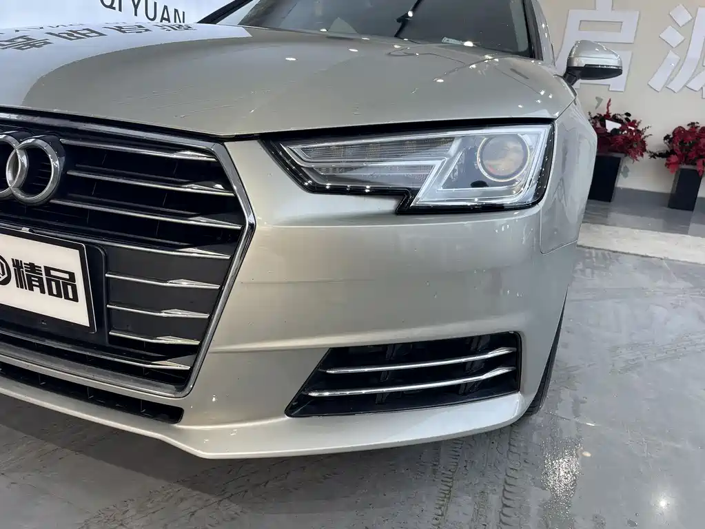 Audi Audi A4L 2018 30th Anniversary Edition 30 TFSI Progressive Model 2018 - thumbnail 18