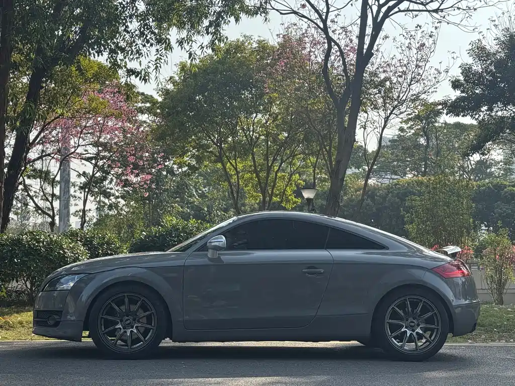 Audi Audi TT 2008 TT Coupe 2.0 TFSI 2008 - thumbnail 4