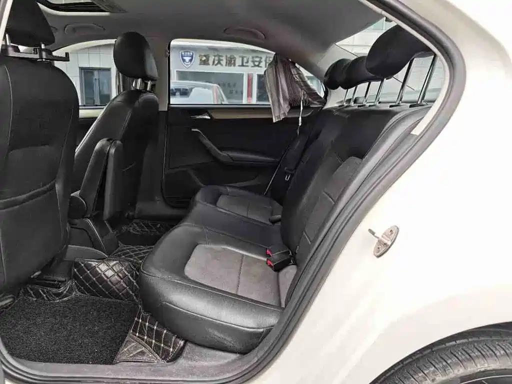 Volkswagen Volkswagen Santana 2015 1.6L Automatic Comfort Edition 2015 - thumbnail 18