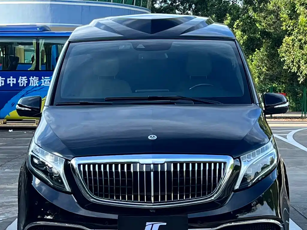 Mercedes-Benz Mercedes-Benz V-Class 2022 V 260 L Long Wheelbase Luxury Edition 2022 - thumbnail 2