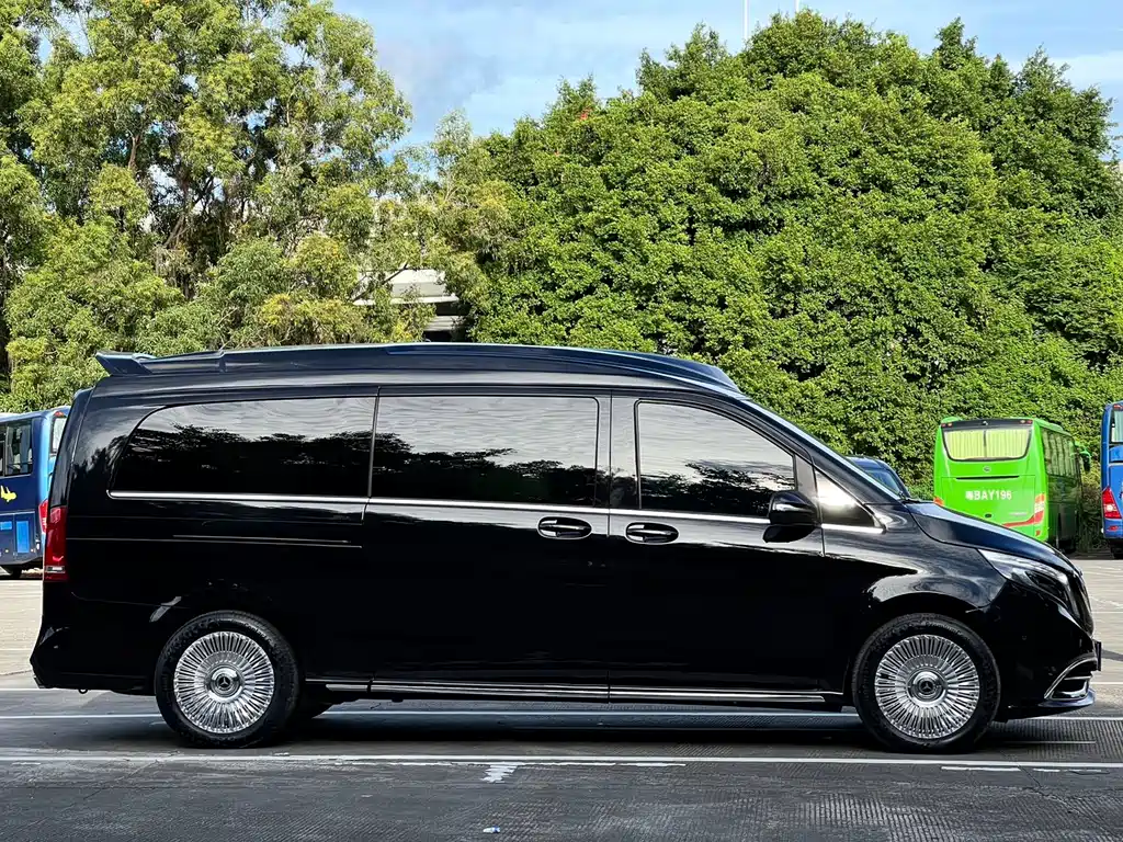 Mercedes-Benz Mercedes-Benz V-Class 2022 V 260 L Long Wheelbase Luxury Edition 2022 - thumbnail 5