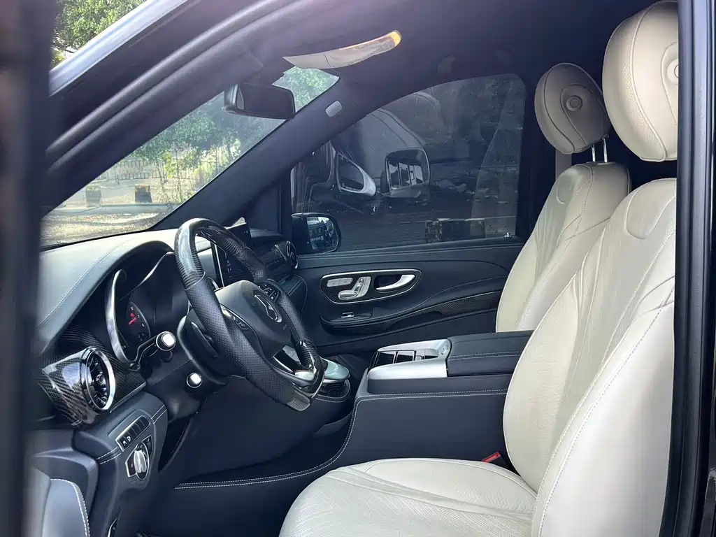Mercedes-Benz Mercedes-Benz V-Class 2022 V 260 L Long Wheelbase Luxury Edition 2022 - thumbnail 6