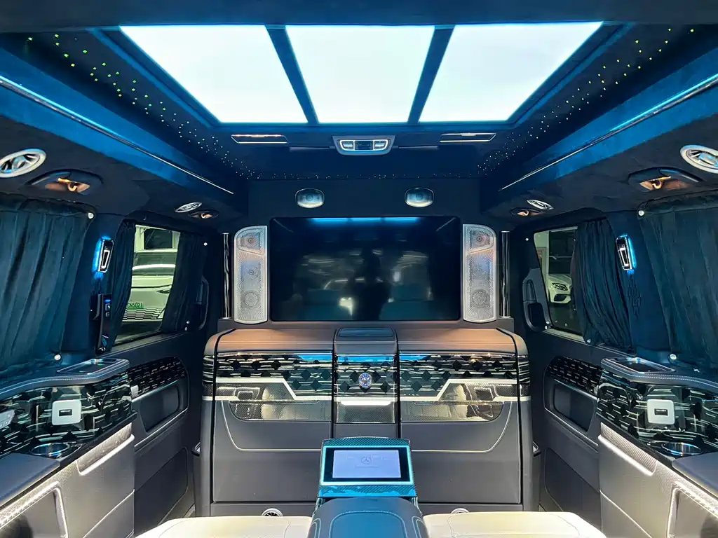 Mercedes-Benz Mercedes-Benz V-Class 2022 V 260 L Long Wheelbase Luxury Edition 2022 - thumbnail 10