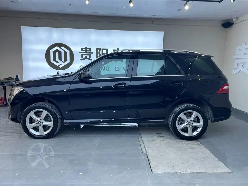 Mercedes-Benz Mercedes-Benz M-Class 2014 ML 400 4MATIC Sport Edition 2015 - thumbnail 3