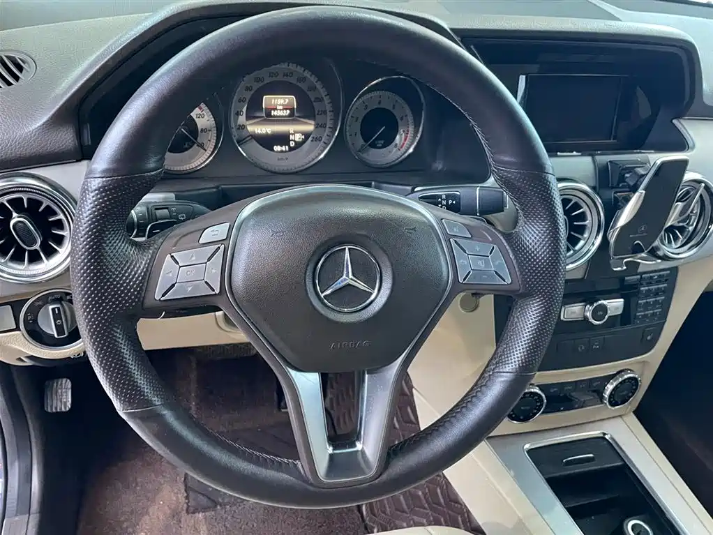 Mercedes-Benz Mercedes-Benz GLK-Class 2012 GLK 300 4MATIC Fashion Edition 2013 - thumbnail 8