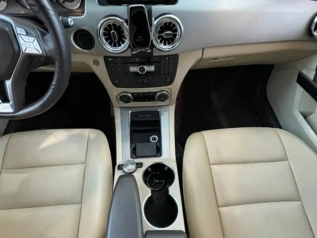 Mercedes-Benz Mercedes-Benz GLK-Class 2012 GLK 300 4MATIC Fashion Edition 2013 - thumbnail 16
