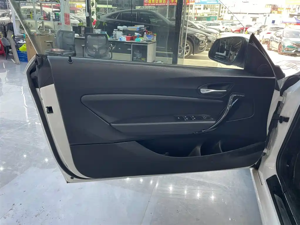 BMW BMW 2 Series Convertible 2018 220i M Sport Package 2020 - thumbnail 5