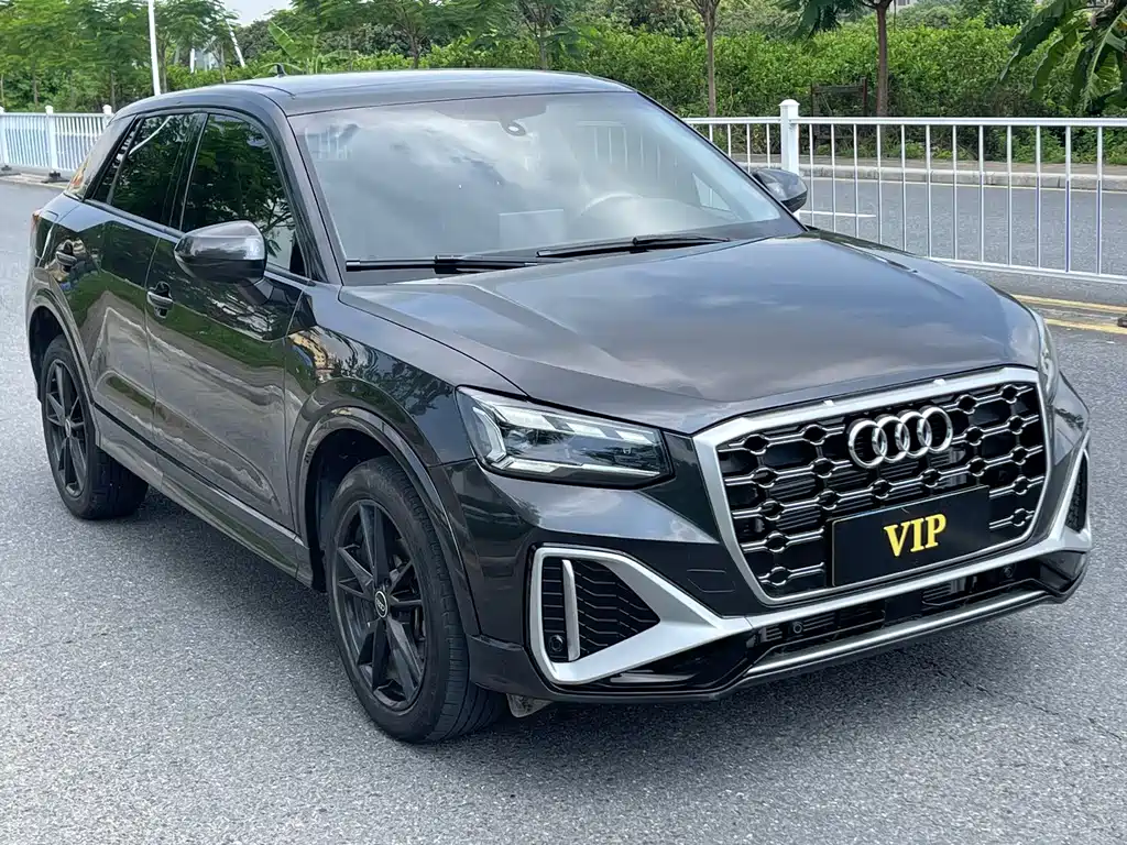 Audi Audi Q2L 2022 35 TFSI Sport Edition 2022 - thumbnail 3