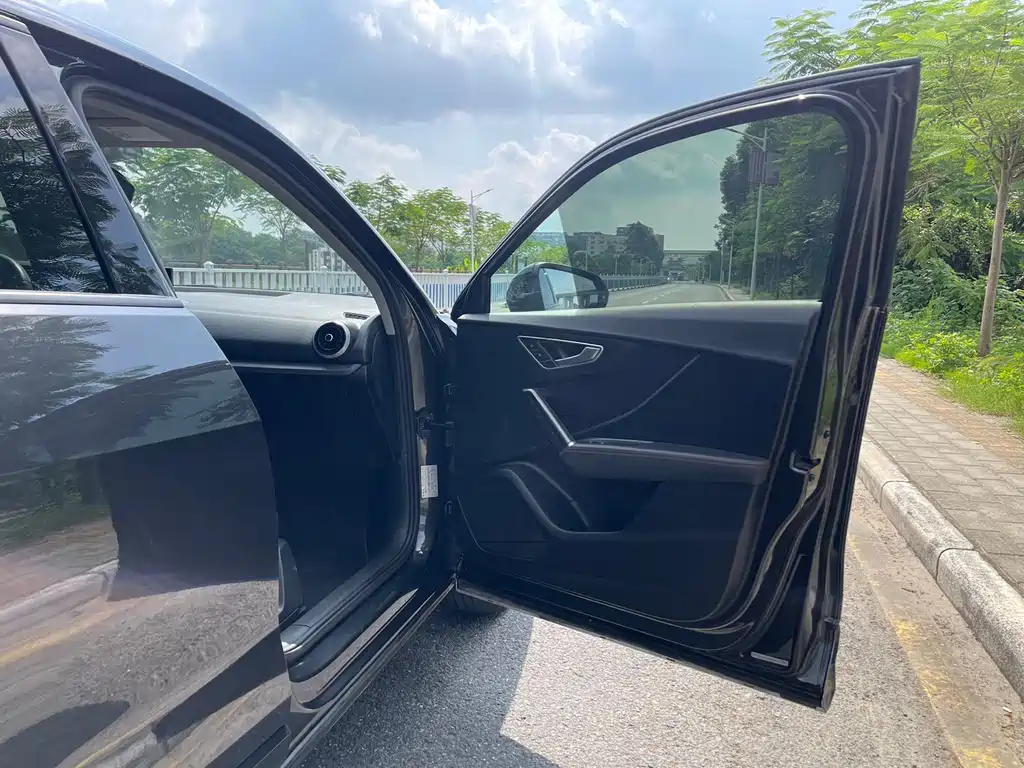 Audi Audi Q2L 2022 35 TFSI Sport Edition 2022 - thumbnail 11