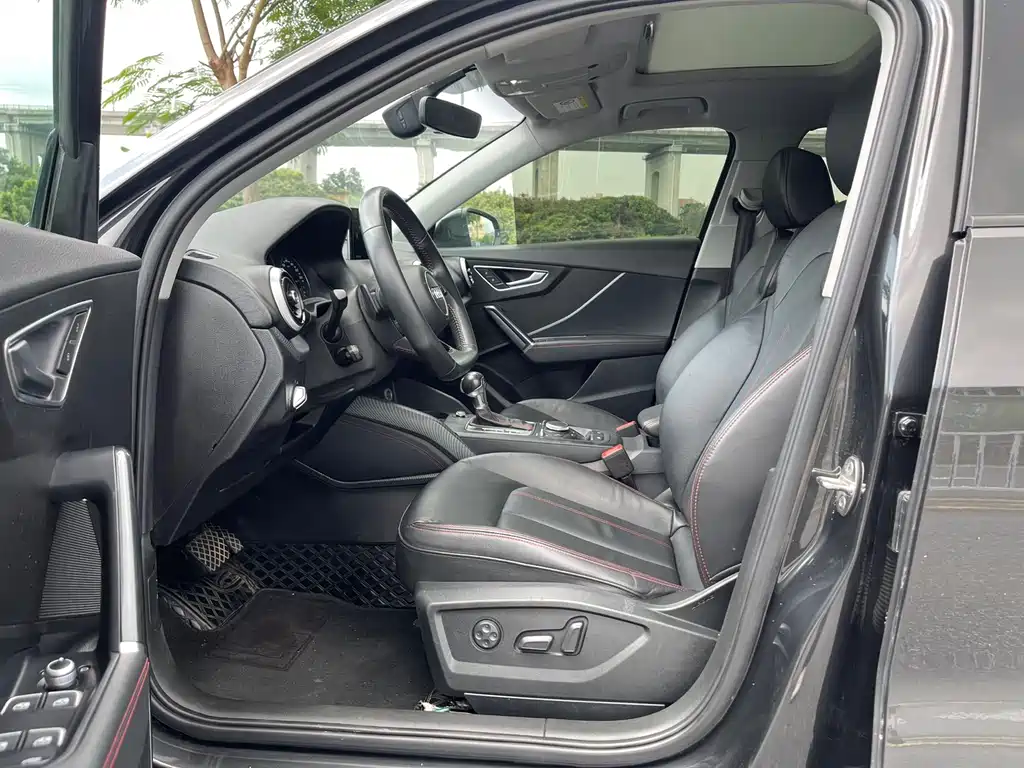 Audi Audi Q2L 2022 35 TFSI Sport Edition 2022 - thumbnail 20