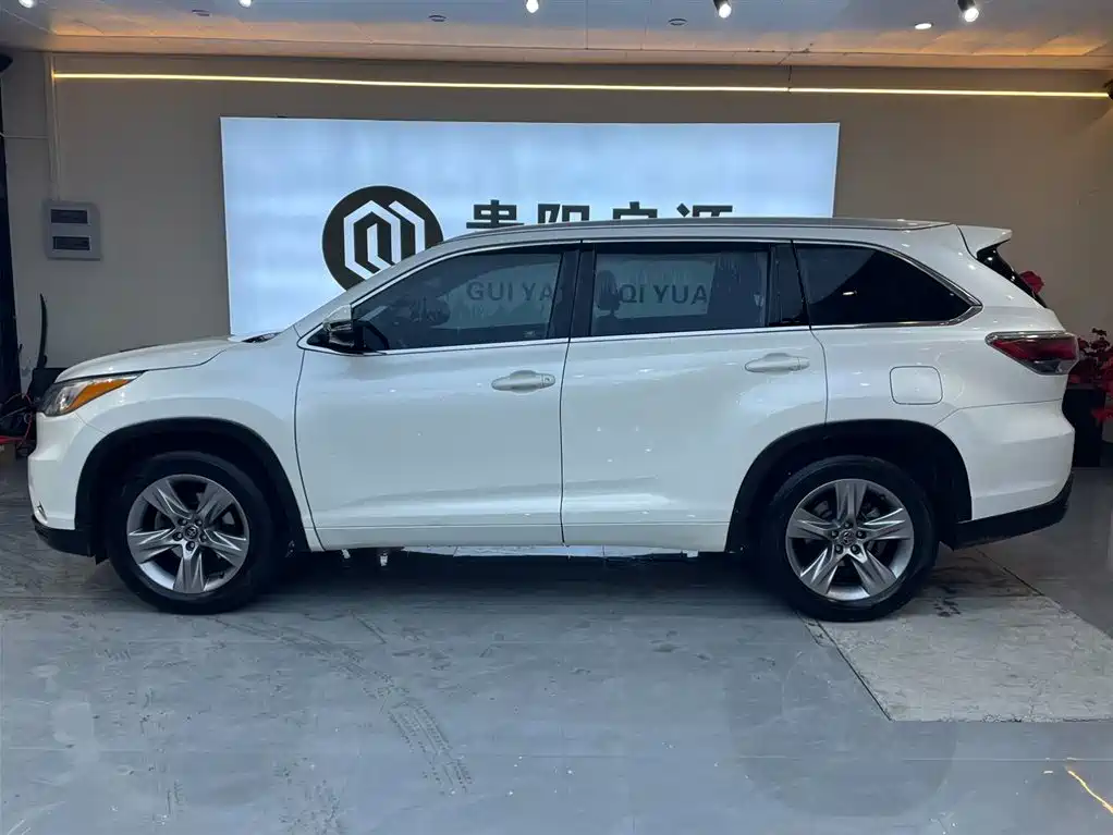 Toyota Toyota Highlander 2015 2.0T AWD Luxury 7-seater 2017 - thumbnail 3