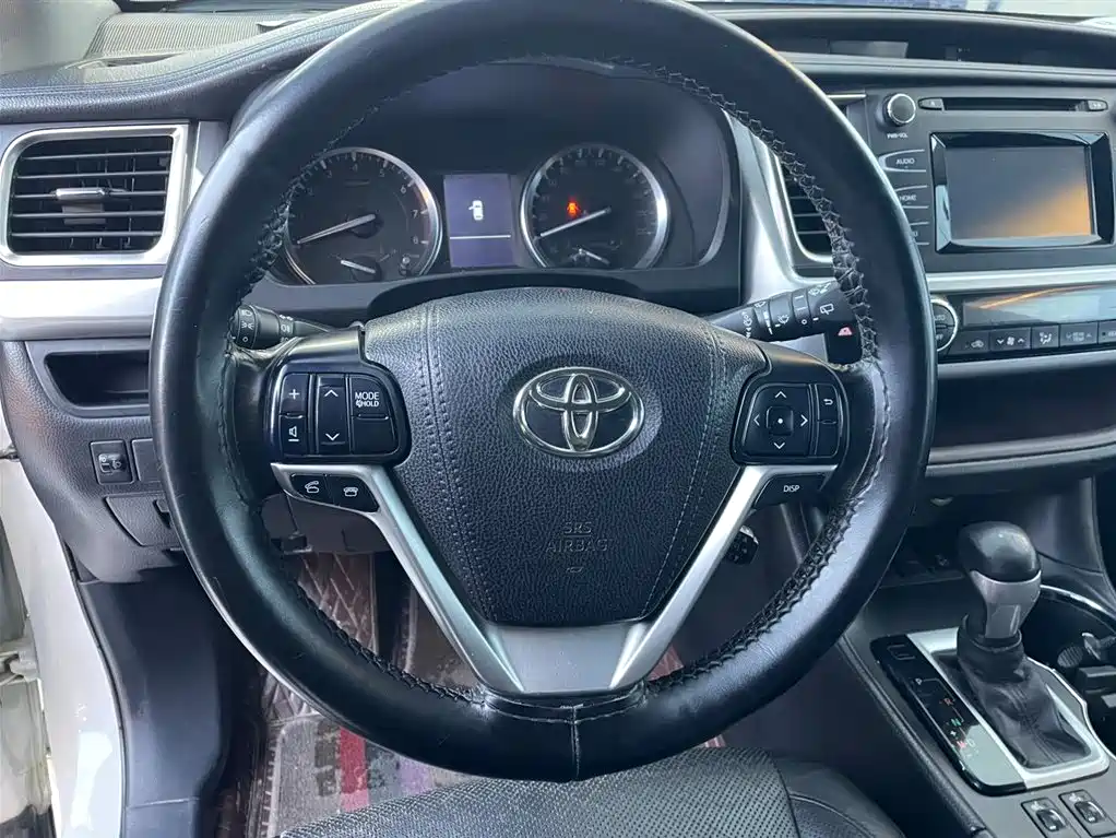 Toyota Toyota Highlander 2015 2.0T AWD Luxury 7-seater 2017 - thumbnail 8