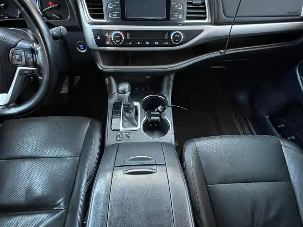 Toyota Toyota Highlander 2015 2.0T AWD Luxury 7-seater 2017 - thumbnail 14